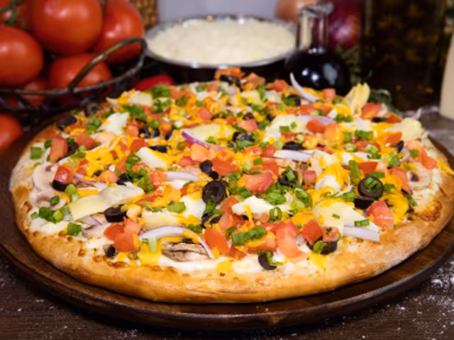 Gourmet Artichoke from Delish Pizza